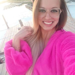 Meet your Posher, Catherine